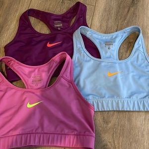 Set of 4 Nike Sports Bras